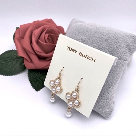 New Tory Burch Gold Four Pearl French Wire Dangle Earrings - Picture 5 of 8